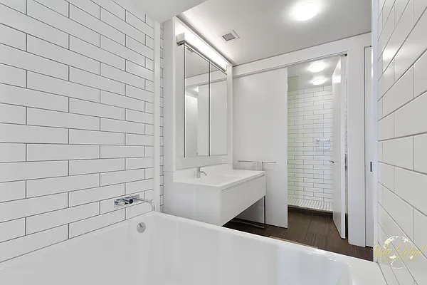 Rented by Vista Global Property Solutions | media 18