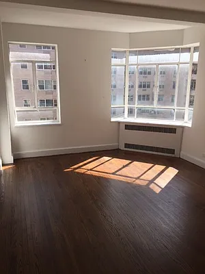 Rented by Solil Management | media 5