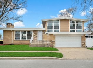 14940 Oak St, Dolton, IL