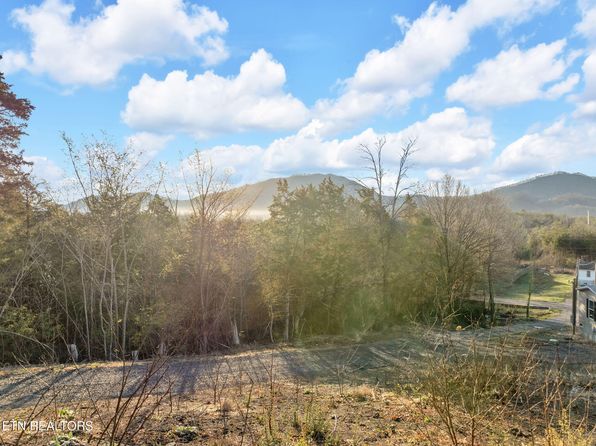 182 Tazewell Pike, Luttrell, TN 37779