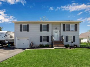 71 Cathedral Dr, Buffalo, NY 14224