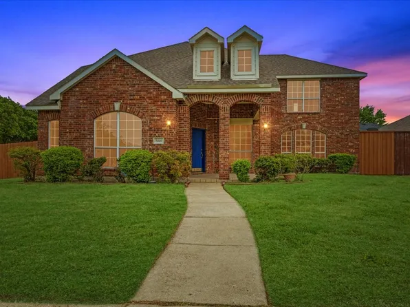 8210 Freeman Dr, Rowlett, TX 75089