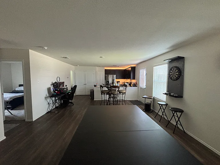 4349 Johnstown Ln — Photo 6