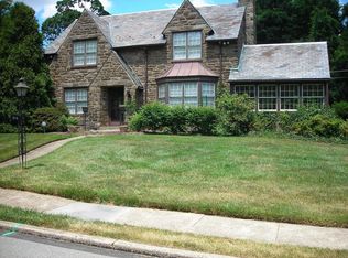215 Waring Rd, Elkins Park, PA 19027
