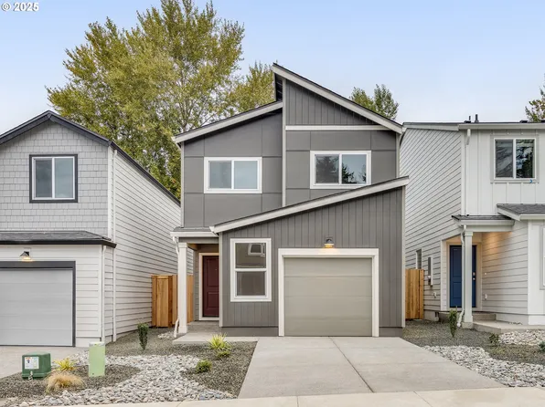 17722 SE Quarry Dr, Vancouver, WA 98683