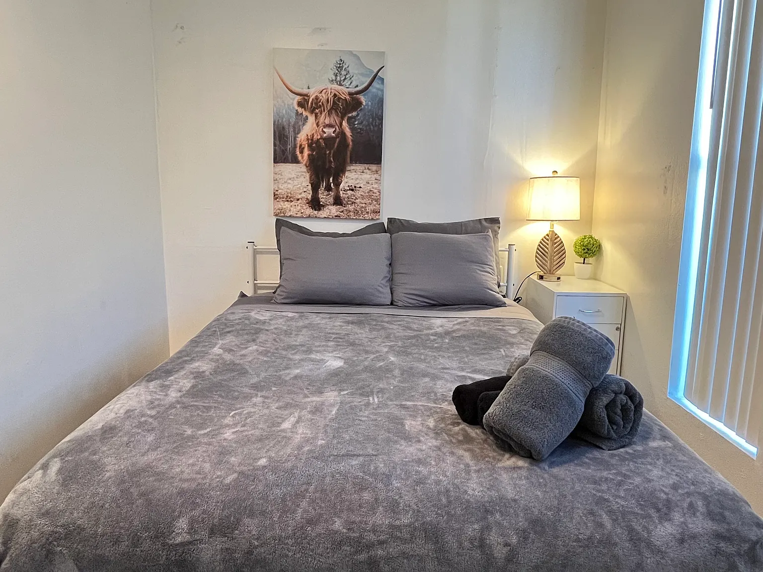 3 bed, 1938 sqft, $3,000 — Photo 3