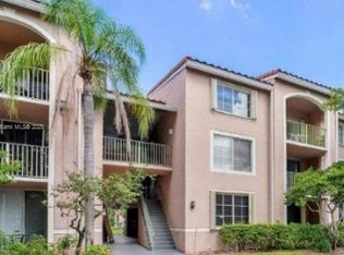 12136 Saint Andrews Pl APT 205, Hollywood, FL 33025