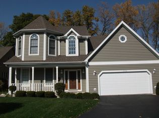 2538 Central Rd, Glenview, IL 60025