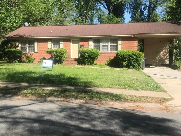 818 Log Cabin Rd, Charlotte, NC 28213