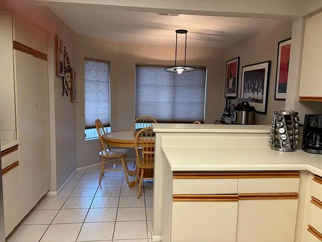 726 Vista Lago Dr N — Photo 18