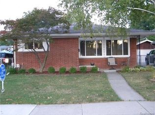 24804 Culver St, Saint Clair Shores, MI 48080