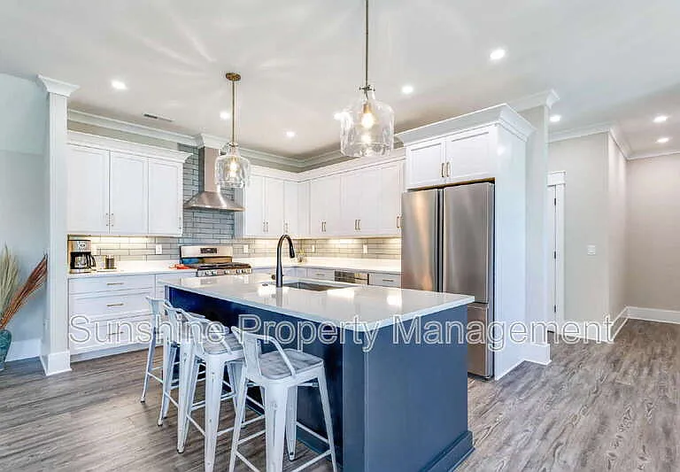 2852 Martins Point Way — Photo 4
