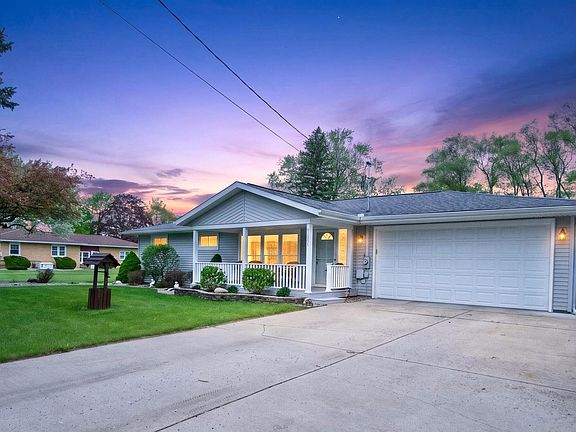 4th image of 4929 Martha Dr