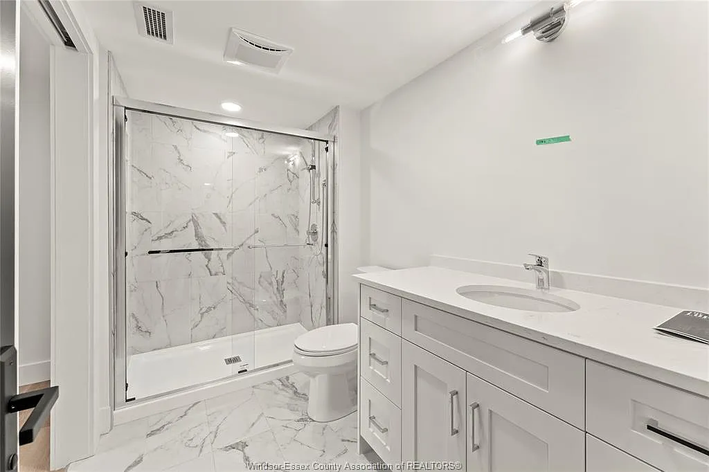 1 bed, 2.0 bath, 1173 sqft, $2,400 — Photo 4