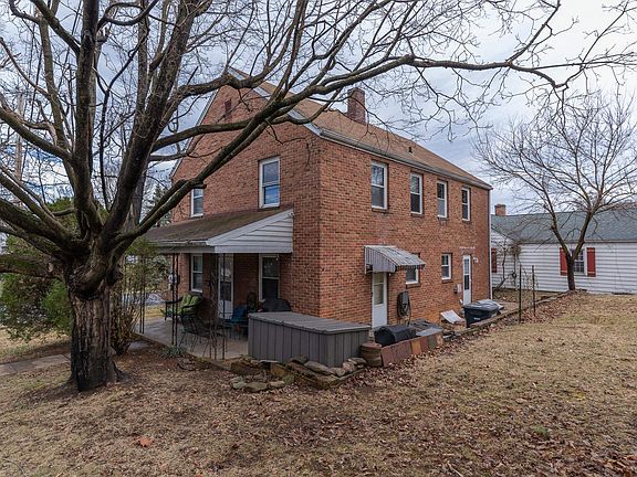 3rd image of 535 & 537 Long Ave