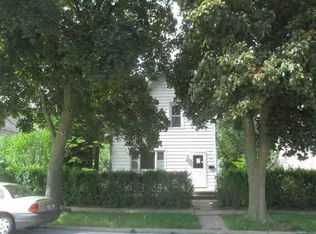 1540 W Pleasant St, Davenport, IA