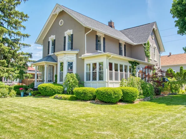 402 N Water St, Owosso, MI 48867