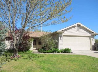 6009 Arapaho Trl, Fort Wayne, IN 46825