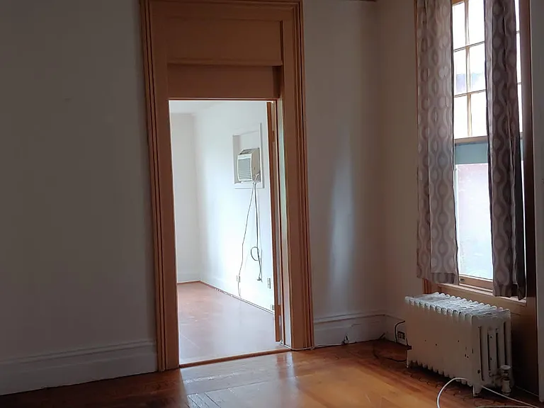 702 Madison Ave #2 — Photo 6