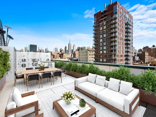 305 West 16th Street image 9 of 10