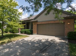 1032 Woods View Ct, Miamisburg, OH 45342
