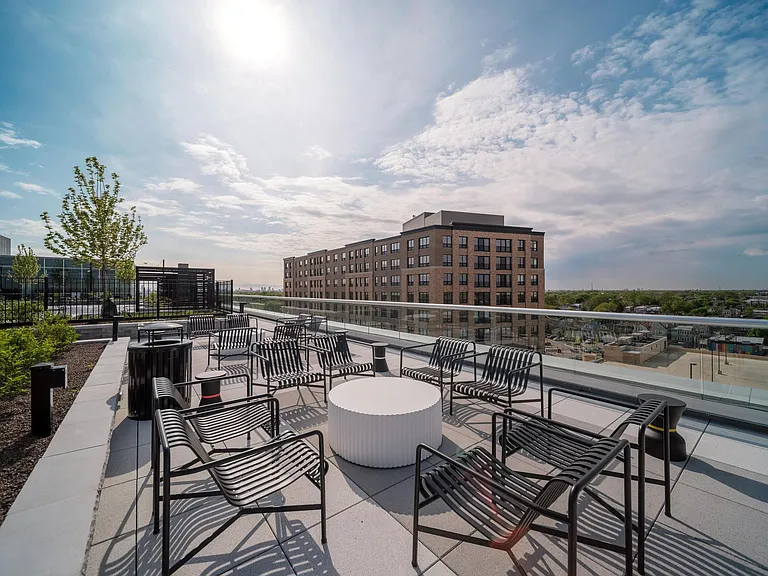 6 Corners Lofts — Photo 37