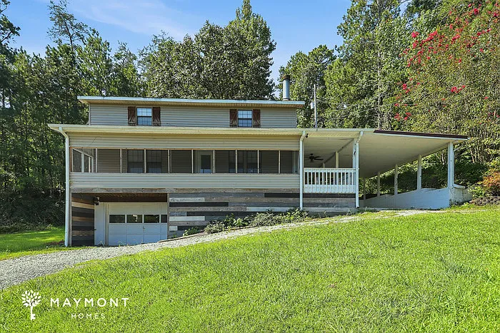 356 Lakeshore Cir