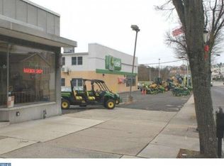 327 S York Rd, Hatboro, PA 19040