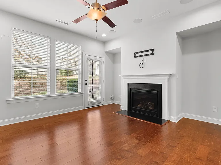 1109 Laurel Twist Rd — Photo 18