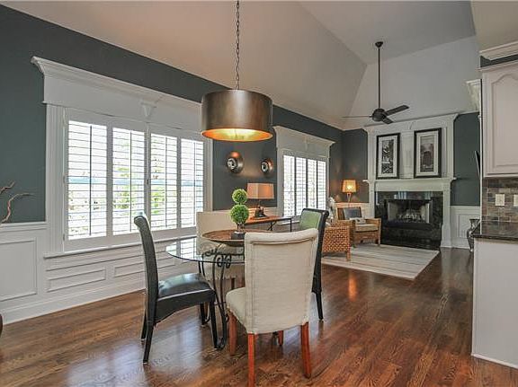 4th image of 2215 Haddington Cir