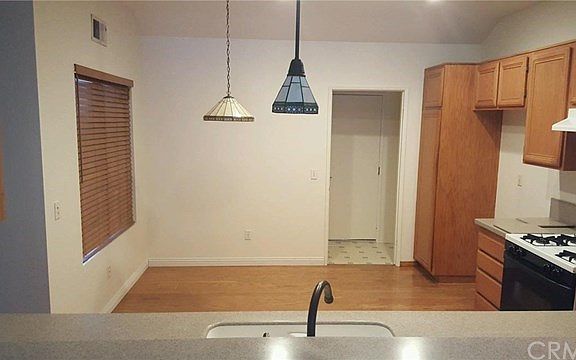 5th image of 1368 Plumwood Ln