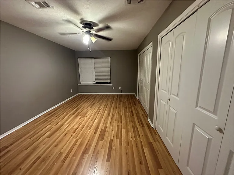 4345 Carter Creek Pkwy #6 — Photo 10