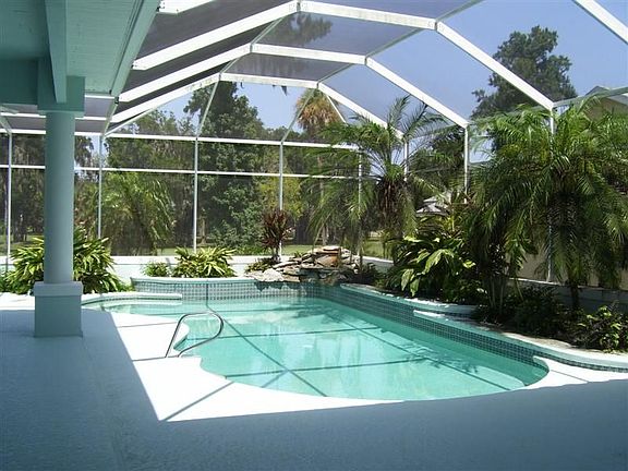 3rd image of 3667 Muirfield Dr