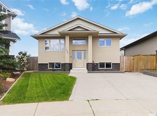 129 Warwick CRESCENT, Warman, SK S0K 4S0