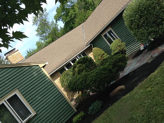 5th image of 18 Silver Birch Ct