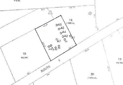 2nd image of 206 Russell St Ste 1