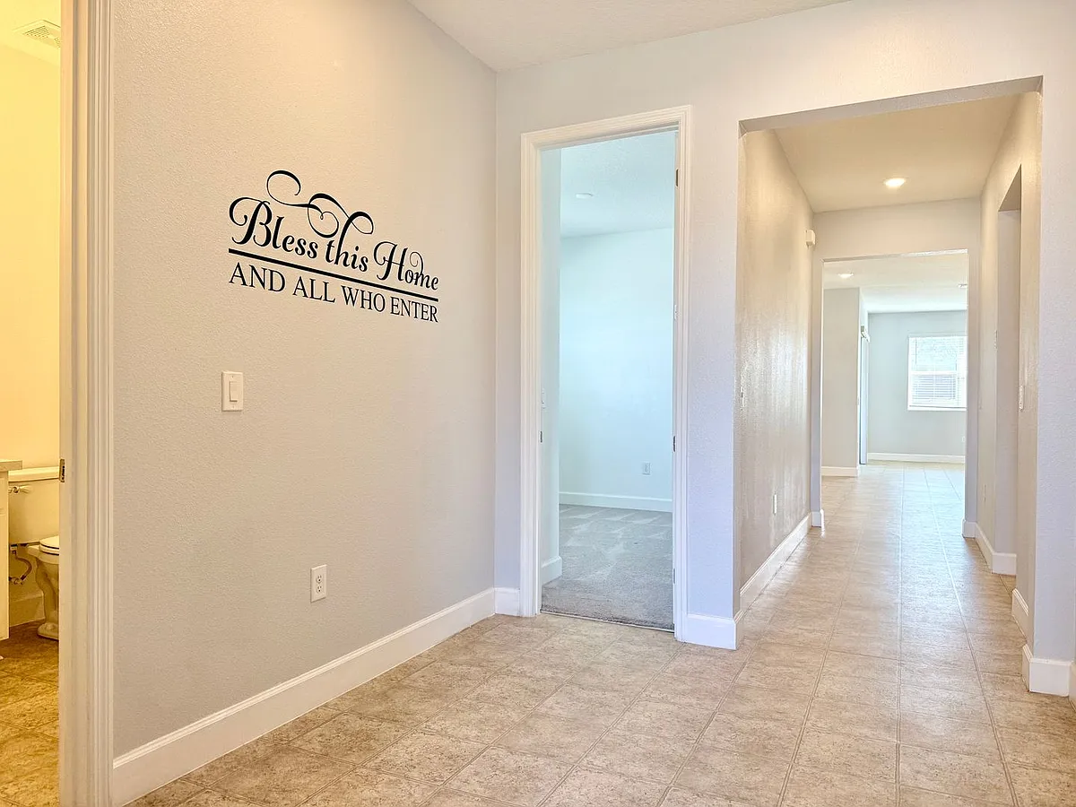 Building Photo - 2447 Spring Breeze Dr