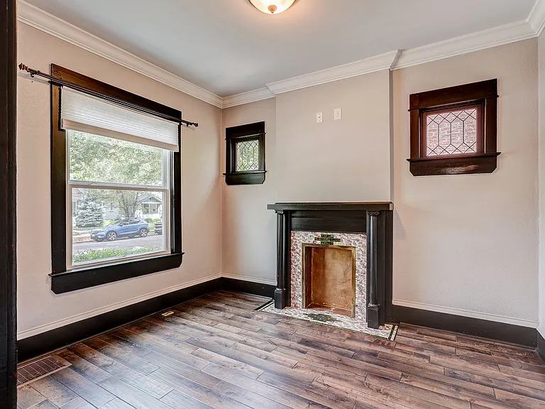 1420 S Clarkson St — Photo 9