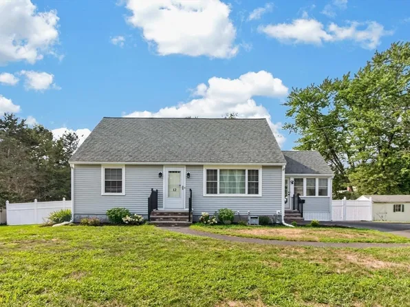 12 Claude Rd, Chelmsford, MA 01824