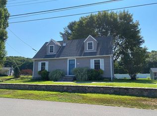 110 Hewitt Rd, Mystic, CT 06355