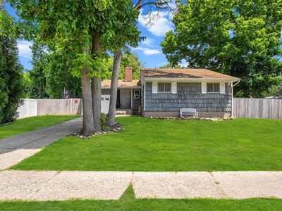 126 Jacqueline Lane, Centereach, NY, 11720