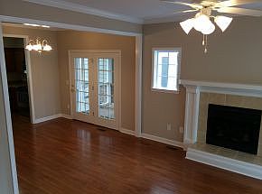 4th image of 5 Charleston Ct #5