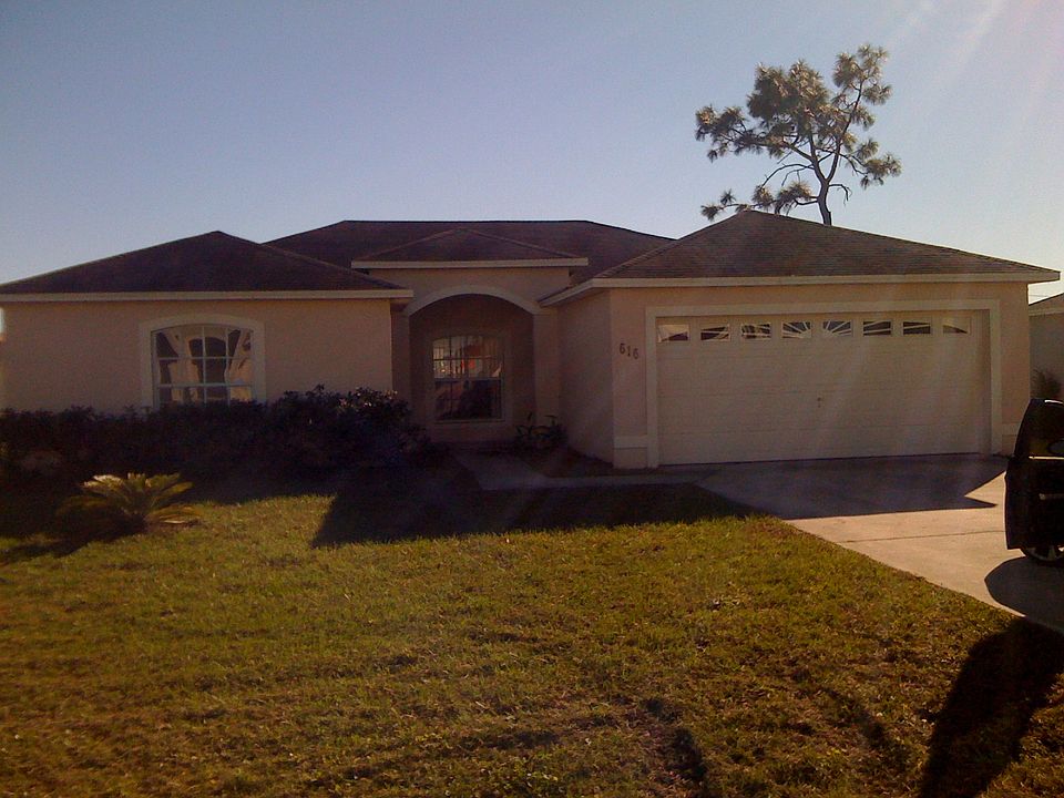 1st image of 616 Crane Dr