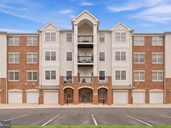20816 Noble Ter Unit 210, Sterling, VA 20165