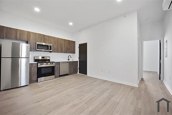 1st image of 1500 W Tioga St #2-5
