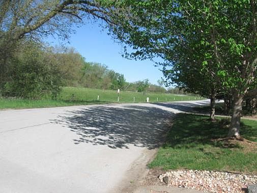 4th image of 44 Ginger Woods Rd