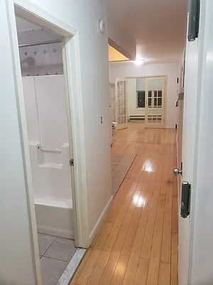 Rented by Realty Collective | media 5