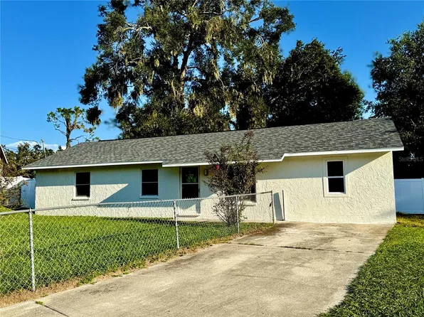 9701 Theresa Cir, Thonotosassa, FL 33592