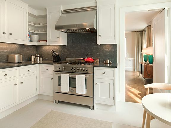 4th image of 530 Park Ave APT 4B