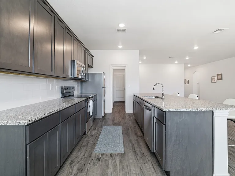 186 Cypress Point Dr — Photo 12